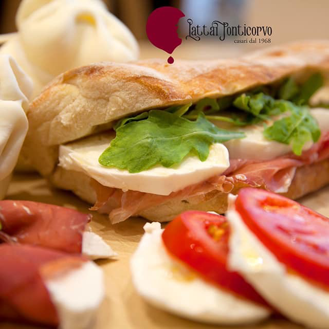 distribuzione formaggi campani genova